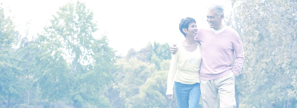 elderly-couple-smiling-and-lauging